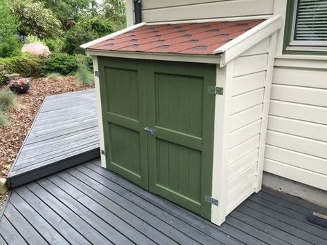 Bbq Shed Storage, Outdoor Grill Station Shed, Grill Storage, Grill Storage Ideas Patio, Outdoor Grill Storage, Side Of House Storage Shed, Grilling Shed, Blackstone Storage Ideas, Grill Storage Ideas