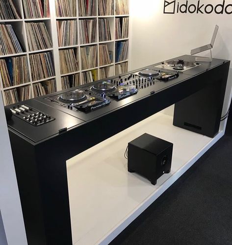 Idokodo.com DJ &Audio furniture. #djlifestyle @allenandheath @audio_technica @traktor_dj @playdifferently @idokodo @nativeinstruments #dj #djbooth #djdesk #djstudio #recordingstudio #vinyl #djsetup #djset #xone #vinylcollection #clubdj #djs #techno #rave #djproducer #djkhaled #djset Audio Furniture, Turntable Furniture, Dj Stand, Dj Table, Dj Room, Recording Studio Home, Music Studio Room, Dj Setup, Dj Booth