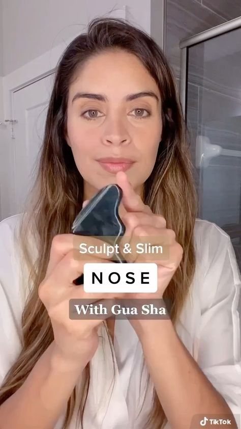 wildlilyorganics on Instagram: ✨ SCULPT & SLIM: NOSE ✨ Great for sinuses! Be gentle and us a facial oil for glide. Using Nephrite Jade Gua Sha. Available on my… Gua Sha Nose Job, Slim Nose Gua Sha, Gua Sha Nose Lift, Gua Sha For Nose, Nose Gua Sha, Nose Sculpting, Smaller Nose, Use Gua Sha, Slim Nose