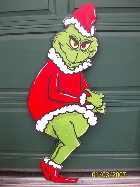 2 Day Sale Hand Painted Grinch stealing Christmas by sweetpeapaint Halloween Lawn, Grinch Trees, Christmas Yard Art, Lawn Art, Christmas Yard Decorations, Woodworking Plans Diy, Outdoor Paint, Grinch Stole Christmas, Christmas Yard