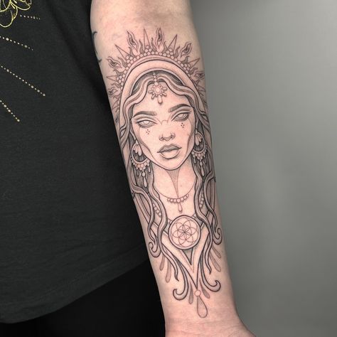 ‘Light and dark’ matching goddess’ for the lovely @cerystattoo 🙏 First one we did nearly 2 years ago! Thank you so much for returning and trust me with your skin once again! @unit__two . . #tattoo #tattoos #tattooideas #goddesstattoo #brightontattoo #mandalatattoo #eyetattoo #suntattoo Pieces Goddess Tattoo, Psyche Tattoo Goddess, Perspherone Goddess Tattoo, Venus Goddess Of Love Tattoo, Goddess Tarot Card Tattoo, Goddesses Tattoo, Brighton Tattoo, Goddess Tattoo, Love Tattoo