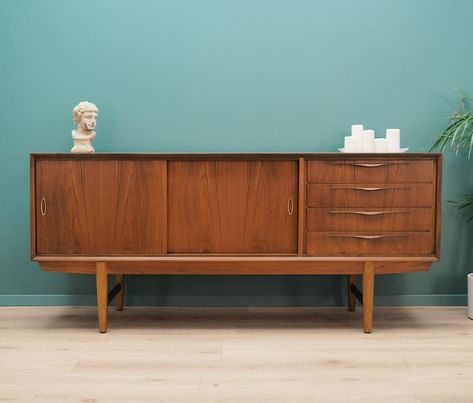 Vintage teak sideboard, 1970s | #125775 Vintage 70s Furniture, 70s Motel, 70s Sideboard, Large Windows Living Room, 1970s Apartment, Wallpaper Interiors, 70s Furniture, Mid Century Furnishings, Motel Room