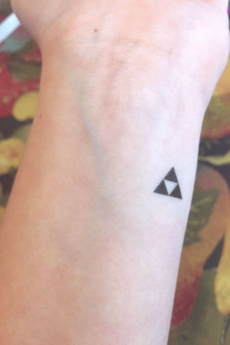 Triforce Tattoo, Nintendo Tattoo, Zelda Tattoo, Gamer Tattoos, Wild Tattoo, Omerta Tattoo, Sibling Tattoos, Tattoo Templates, Back Of Shoulder Tattoo