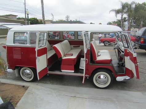 Red and White VW Bus 1966 Barn Door. I have always wanted one! | re-pinned by http://www.wfpblogs.com Kombi Food Truck, Kombi Trailer, Vw Minibus, Vw Bus Interior, Kombi Motorhome, T3 Vw, Volkswagen Vans, Sandakan, Bus Interior