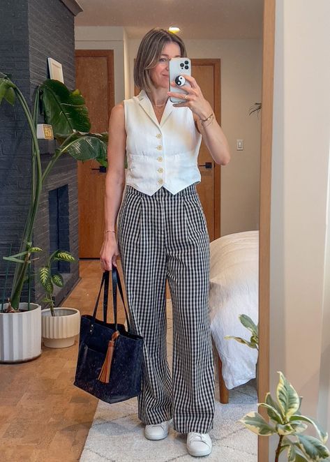 Is She Still Using Her Style Words? (What I Wore) - Seasons + Salt Allison Bornstein, Style Words, Jean Sandals, Celebrity Stylist, Outfit Formulas, Wardrobe Update, Getting Dressed, Next Fashion, Travel Workout