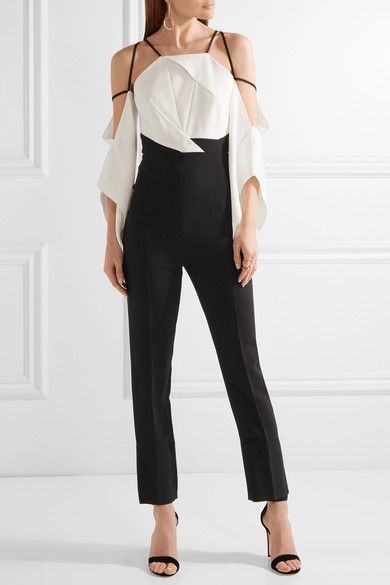 Black And White Jumpsuit, Press Junket, Black White Jumpsuit, Tomboy Style Outfits, Roland Mouret, White Jumpsuit, Dresses By Length, Tomboy Fashion, Jumpsuit Fashion