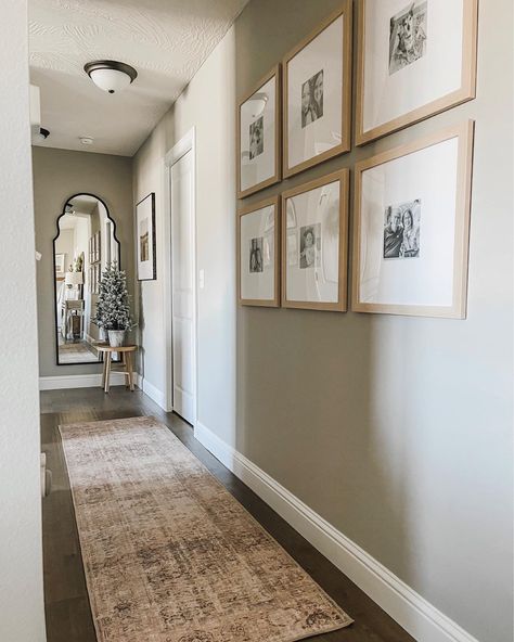 Narrow Hallway Decorating, Amber Lewis, Hal Decor, Decor Wallpaper, Home Entrance Decor, Aesthetic Home, Decor Aesthetic, Decoration Inspiration, Decor Trends