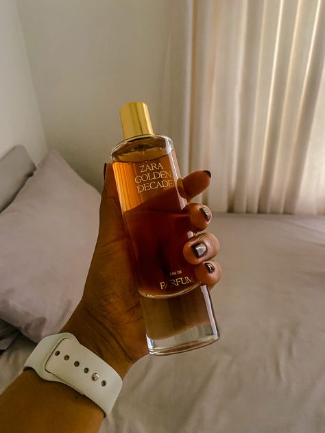 Gold Perfume, Zara Golden Decade, Brown Perfume Aesthetic, Self Care Products Smell Good, Gold Perfume Aesthetic, Yellow Perfume Aesthetic, Zara Perfume Golden Decade, Zara Golden Decade Perfume, Finery Perfume Combos