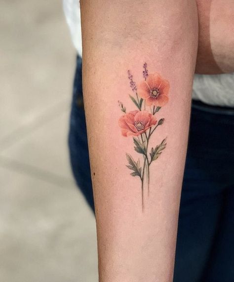 Fineline Flowers, A Small Tattoo, Poppy Tattoo, Poppies Tattoo, Shape Tattoo, Beautiful Flower Tattoos, Small Flower Tattoos, Disney Tattoo, Ink Inspiration