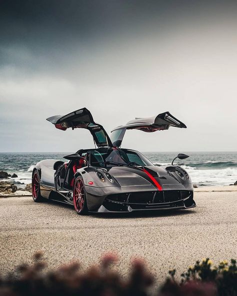 Huayra Doors up! Pagani Car, Pagani Huayra Bc, F12 Tdf, Carros Bmw, Car Wheels Diy, Image Moto, Bmw X7, New Sports Cars, Car Wheels Rims