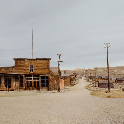 Ghost Towns In Colorado, Rio Grande National Forest, Old Western, Creative Retreat, Backcountry Skiing, Western Vibes, Western Town, San Juan Mountains, Fallout New Vegas