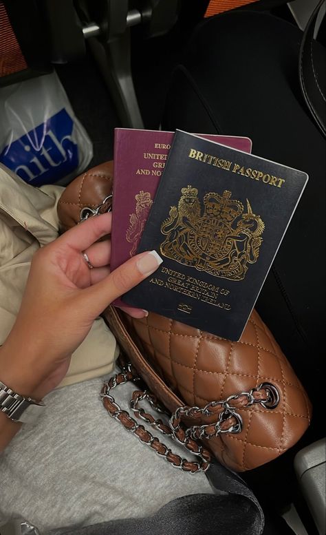 Passport Aesthetic, Toefl Exam, Uk Passport, Biometric Passport, Preppy Travel, Passport Services, British Passport, England Aesthetic, Passport Pictures