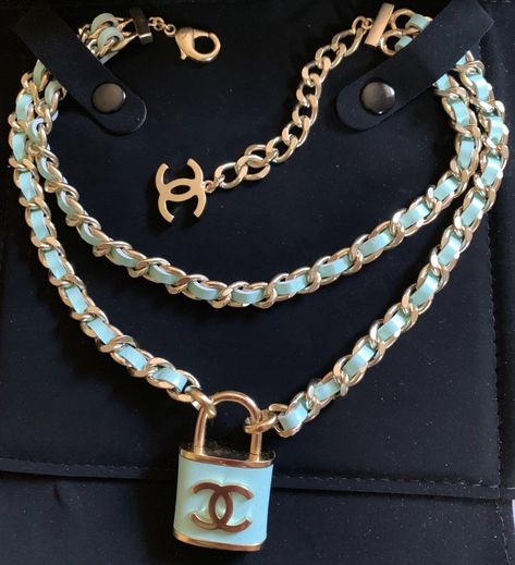 CHANEL+CC+Padlock+Pendant+Necklace+Choker+Green+Leather+Gold+Chain+NIB Necklace Choker Gold, Classy Couture, Chanel Jewelry Necklace, Jeweled Shoes, Chanel Chain, Choker Gold, Chanel Necklace, Chanel Chanel, Crystal Bangle