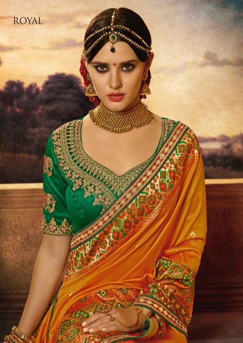 Eugeniya Belousova, Indian Fashion Traditional, Designer Party Wear Saree, Saree Ideas, Matha Patti, India Style, Fashion Blouses, Party Wear Saree, Blouse Designs Silk