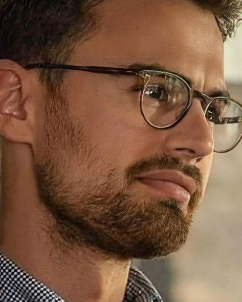 Theo James Glasses, Sanditon 2019, Theodore James, The Gentlemen, Male Celebs, Theo James, Hot Actors, Happy Lifestyle, Cutie Patootie