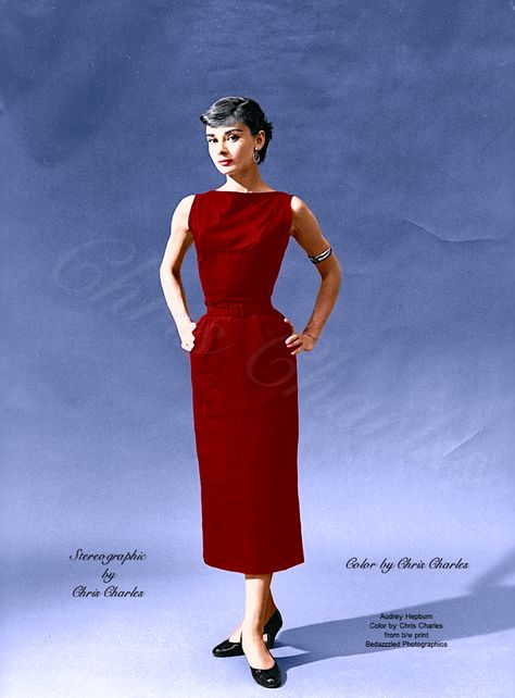 Audrey Hepburn Summer Style, Audrey Hepburn Red Carpet, Audrey Hepburn Red Dress, Hepburn Wedding Dress, Audrey Hepburn Fashion, Audrey Hepburn 1950s, Elegant Posture, Audrey Hepburn Outfit, Audrey Hepburn Dress