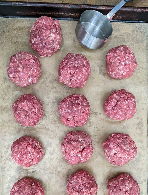 Homemade Smash Burgers Patties, Smashed Hamburger Patties, Smash Burgers In The Oven, Smash Burger Patty Recipe, Smash Burgers Recipe, Oven Smash Burgers, Hamburger Patty Recipe For Grill, Smash Burger Recipe Grill, 5 Guys Burger Recipe