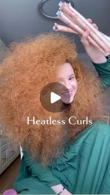 Everyone asked how can you make curls without irons and curling devices that can cause hair damages . Here is my favorite @mykitsch small... | Instagram How To Curl Your Hair Without A Curler, Tiny Curling Iron Curls, How To Use Hair Curlers, How To Make Curls, Curling Hair With Curling Iron, Curl Your Hair Without Heat, Heatless Curls Short Hair, Hair Curling Techniques, Curl Hair Without Heat