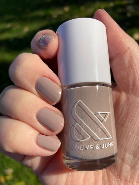 Picking Olive and June Colors: The Perfect Formula - Simply Rebekah Olive And June Fall Nails, Olive And June Manicure Ideas, Olive And June Colors, Olive And June Nail Polish Colors, Olive And June Nail Polish, June Colors, June Nails, Neutral Nail Polish, Pedicure Colors