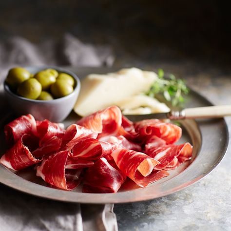 Foods For Summer, Foods From Spain, Iberico Ham, Spanish Cheese, Piquillo Peppers, How To Cook Chorizo, Spanish Foods, Manchego Cheese, Paella Recipe