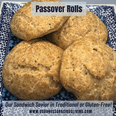 Passover Rolls Recipe, Gluten Free Dinner Rolls, Jewish Holiday Recipes, Passover Desserts, Kosher Cooking, Matzo Meal, Passover Recipes, Low Fodmap Recipes, Gluten Free Eating