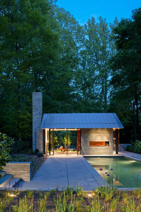 Nevis Pool and Garden Pavilion / Robert M. Gurney Architect Garden Pavillion, Organic Interiors, Moderne Pools, House Planning, Garden Pavilion, Modern Pools, Dream Backyard, Outdoor Swimming, Style At Home