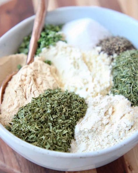 Ranch Seasoning Mix Recipes, Homemade Ranch Mix, Homemade Ranch Dressing Mix, Ranch Seasoning Recipes, Pizza Ranch, Homemade Dry Mixes, Homemade Ranch Seasoning, Ranch Mix, Chipotle Aioli