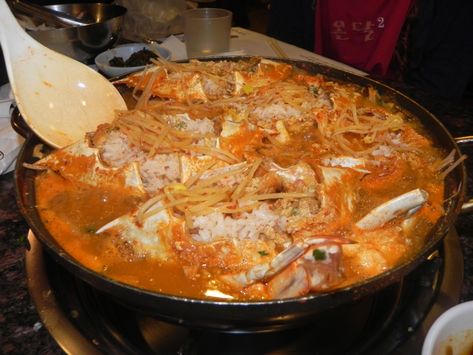 Spicy Crab Soup Spicy Crab Soup, Korean Crab Soup, Korean Crab Stew, Crab Stew, Korean Crab, Spicy Crab, Soups Stews Chilis, Homemade Ramen, Crab Soup