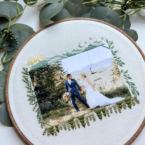 I had so many requests for Instax Mini Polaroid embroidery frames and it’s been so fun seeing some of your finished pieces lately! 🥰 If you don’t have Polaroid photos, I have handfuls of embroidery patterns intended for 4x6” photos as well. 🖼️ The current themes I have in my Etsy shop are: ⛰️Nature 🌻Sunflowers 💐Wedding Flowers 🏜️Desert 🌊Ocean 🇮🇹Italy 🪐Space 🍄Mushrooms 🌸Cherry Blossoms 🍊Oranges 🍓Strawberries 💙Valentine’s Hearts 🎃Pumpkins 🍁Fall Leaves 🎄Christmas I have an ongoi... Polaroid Embroidery, Mini Polaroid, Meet The Maker, Embroidery Frame, Gifting Ideas, Photo Corners, Polaroid Photos, 4x6 Photo, Needle Arts