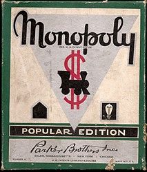 HOW OLD IS MY MONOPOLY GAME? EARLY MONOPOLY GAME BOX DESIGNS This one is 1940.  Very complete site. Tin Box Packaging, Vintage Packaging Design, Graphic Design Vintage, Box Poster, Vintage Board Game, Contemporary Realism, Monopoly Board, Monopoly Game, Vintage Board Games