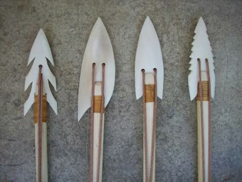 Arrowhead of old Archery Tips, Primitive Technology, Primitive Survival, Bone Crafts, Archery Bows, Bowfishing, Traditional Archery, Bow Arrow, Survival Life Hacks