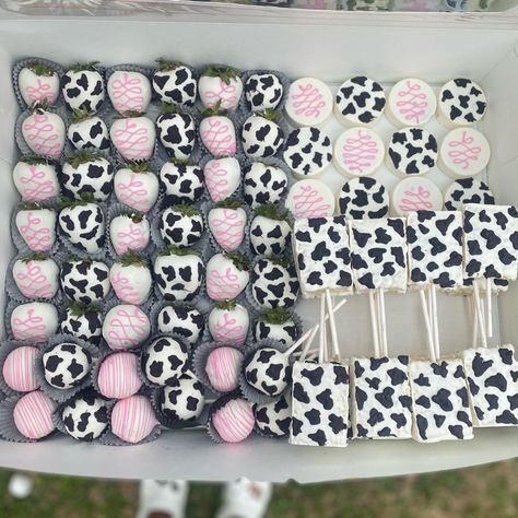 Dessert Table Cow Theme, Cow One Birthday Party, Cow Candy Table, Cowprint Birthday Party Ideas, Cow Print Candy Table, Cow Theme Candy Table, Cow Print Candy Apples, Cow Print And Teal Party, Cow Print Oreos