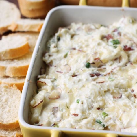 Hot Swiss Dip - Easy Recipes From Home Swiss Dip, Swiss Cheese Dip, Almond Dip, Savory Bites, Appetizer Ideas, Amazing Appetizers, Types Of Cheese, Printable Recipe, Braised Beef