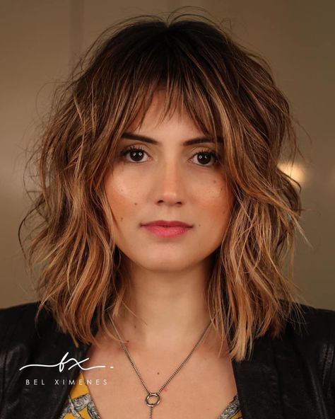 39 Hottest Shoulder Length Bob Haircuts (Medium Length Bobs) Shoulder Length Bob Haircut, Medium Shaggy Hairstyles, Κούρεμα Bob, Modern Shag Haircut, Medium Shag Haircuts, 2023 Hair, Shaggy Bob, Shag Hairstyles, Style 2023