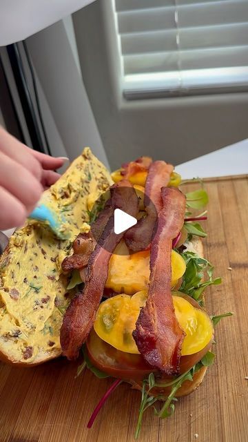 Good Vibes Cooking on Instagram: "BLT Sandwich with Baconnaise Sauce 🥪 #blt #easyrecipe #baconnaise #lunchtime #mayonnaise #bacon" Baconnaise Sauce, Baguette Sandwich, Dressing Salad, Blt Sandwich, Recipe Board, Recipe Boards, Lunch Time, Sauce Recipes, Mayonnaise