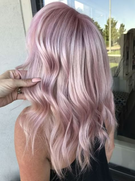 37 Lovely Balayage Hair Inspiration and Guide - Beautified Designs 12 Braids, Gold Hair Colors, Pink Blonde Hair, Hair Color Rose Gold, Pastel Pink Hair, Hair 2022, Hair Color Pastel, Silver Blonde, Girl Trends