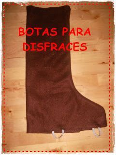 Cal Joan y más: BOTAS PARA DISFRACES Halloween Constumes, Musketeer Costume, Halloween Diy Kids, Olaf Costume, Toy Story Halloween, Pirate Bandana, Boots Diy, Twin Halloween, Curious George Birthday