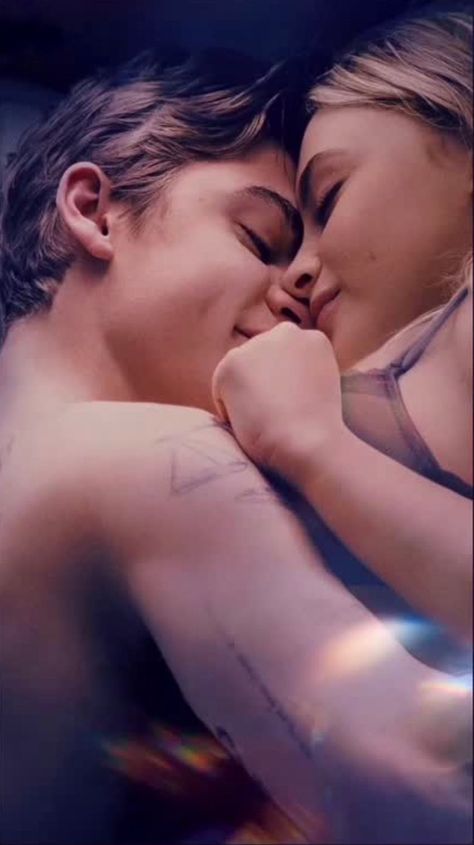 Hero Fiennes Tiffin Aesthetic, After Ever Happy, Happy Movie, Romantic Photo, Cute Love Photos, Scary Wallpaper, After Movie, Girl Attitude, Love Couple Photo