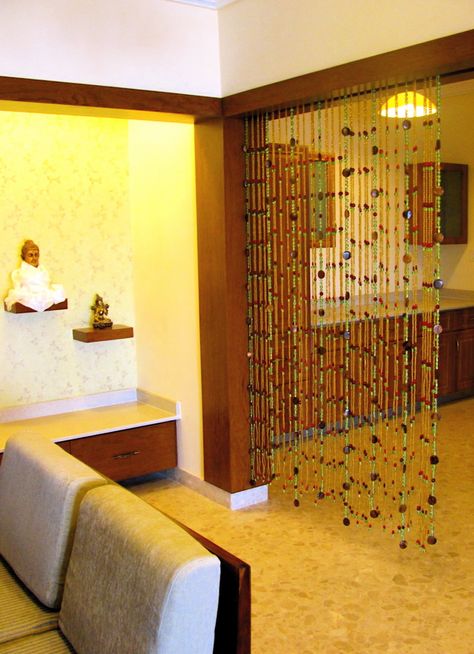 Bead curtain as room divider Divider Curtain Ideas, Chinese Room Divider, Creative Room Dividers, Room Divider Headboard, Room Divider Ideas, Small Room Divider, Temporary Room Dividers, Room Divider Shelves, Metal Room Divider