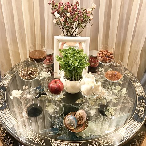 Nowrooz Decor, Haft Sin Decoration, Norooz Design, Nowruz Table, Haft Sin, Haft Seen, Persian New Year, Table Aesthetic, New Year Table