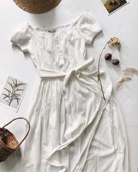 The Romance of Cothilde / feminine and romantic vintage inspired clothing for women – Adored Vintage Vintage Outfits 50s, Vintage Inspired Clothing, Romantic Fashion, Adored Vintage, Vintage Inspired Outfits, Dress Cream, Feminine Fashion, Mode Inspo, Feminine Outfit