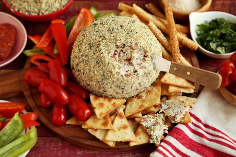 Pepperoni Pizza Cheese Ball - The Candid Appetite Pepperoni Balls, Bread Wreath, Potato Balls, Pizza Cheese, No Cook Appetizers, Stuffed Potato Balls, Cheese Ball Recipes, Cheese Balls, Baked Brie