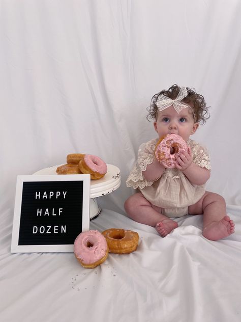 6 Month Milestone Picture Ideas, Baby Six Months Photography, Donut Half Birthday Pictures, Donut Milestone Pictures, 6 Months Milestones Pictures, Happy Half Dozen 6 Months, Girl 6 Month Shoot, Donut Monthly Milestone Pictures, 6 Month Donut Photoshoot