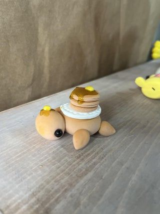 Pancake Stack Turtle : 3 Steps (with Pictures) - Instructables Clay Business, Clay Turtle, Pocket Pals, Foam Clay, Clay Things, Pancake Stack, Baking Clay, Polymer Clay Figures, Clay Stuff