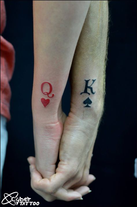 Yes ! K&Q Couples Hand Tattoos, Q Tattoo, Queen Tattoos, King Queen Tattoo, Tattoos Infinity, K Tattoo, Queen Tattoo, Couple Tattoo, Couple Hands