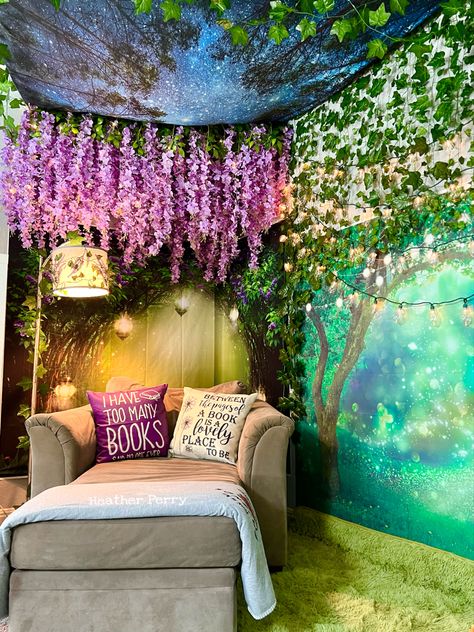 Enchanted Forest Room, Forest Bedroom Ideas, Fairy Garden Room, Bedroom Platform, Enchanted Forest Bedroom, Fairytale Room, Fantasy Interior, Fairytale Bedroom, Reading Nook Ideas