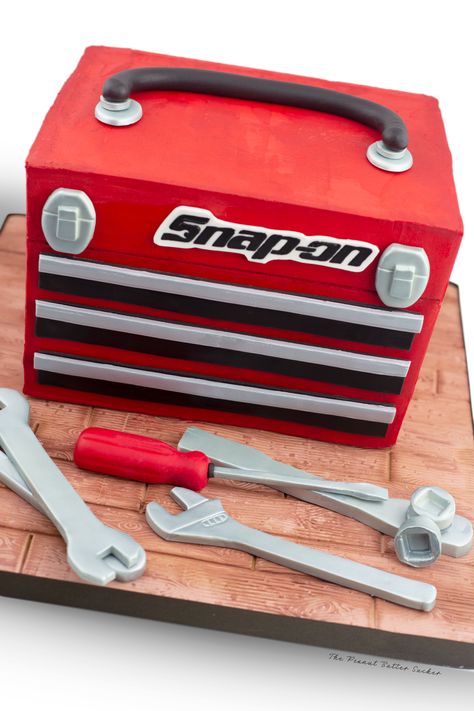 Mechanics Birthday Cake, Toolbox Cake, Mechanic Cake, Tool Box Cake, Tårta Design, Birthday Cake For Husband, Dad Birthday Cakes, Cake For Husband, Novelty Birthday Cakes