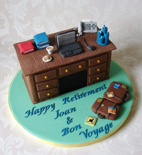 Retirement Cake for School Secretary | Flickr - Photo Sharing! Cake For School, Library Cake, Computer Cake, Retirement Cake, Birthday Cake For Husband, Travel Cake, School Secretary, Mini Tortillas, Cake Name