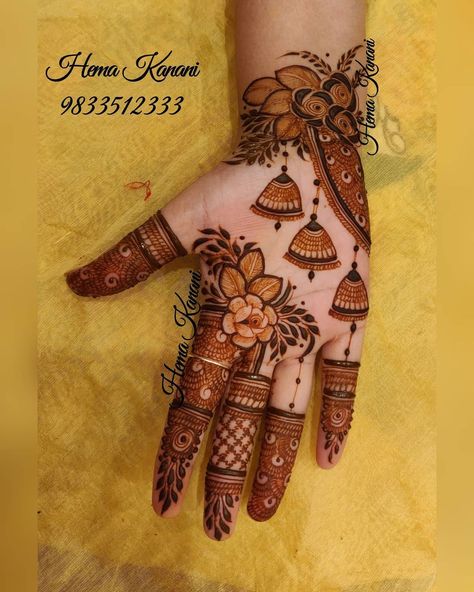 Mehendi Event, Latest Mehndi Designs Wedding, Simple Mehendi Designs, Floral Henna Designs, Mehndi Designs Bridal Hands, Close Family, Latest Henna Designs, Simple Mehndi Designs Fingers, Modern Mehndi Designs