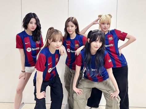 Barcelona Jerseys, Barcelona Fc, Blue Flames, Kpop Girl Groups, Fc Barcelona, Kpop Groups, Pop Group, Osaka, Kpop Idol